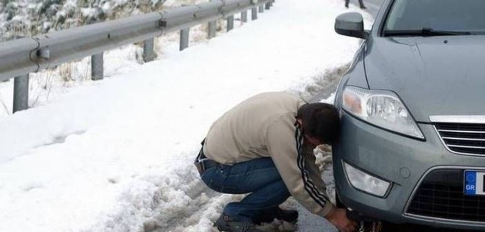 Αιτωλοακαρνανία: Που χρειάζονται αντιολισθητικές αλυσίδες και που έχει διακοπεί η κυκλοφορία – Τρια χωριά αποκλεισμένα