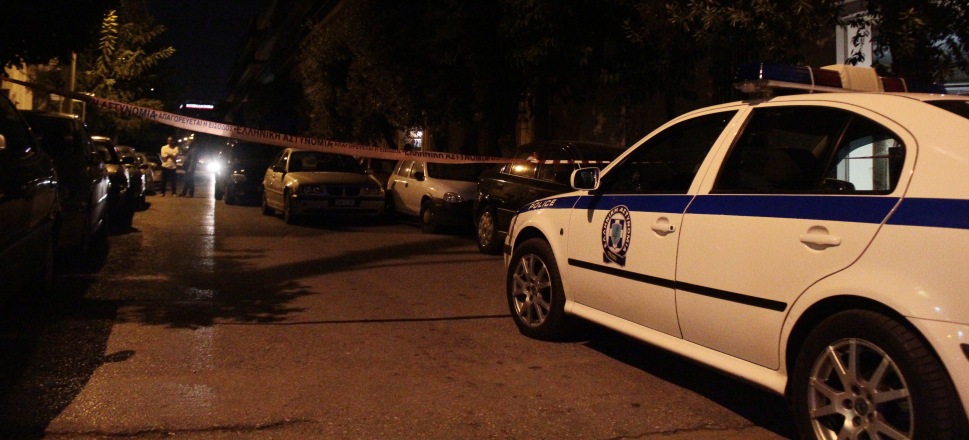 Πυροβολισμός σε επιχείρηση στην Τριών Ναυάρχων- Στο νοσοκομείο ο τραυματίας, αναζητείται ο δράστης