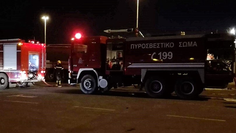 Κινδύνευσαν επιβάτες ιχ στην παλαιά εθνική Πατρών-Πύργου, στα Καμίνια