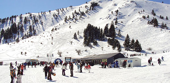 Κλειστό παραμένει το Χιονοδρομικό Κέντρο Καλαβρύτων- Μετά τις ζημιές από την χιονοστιβάδα