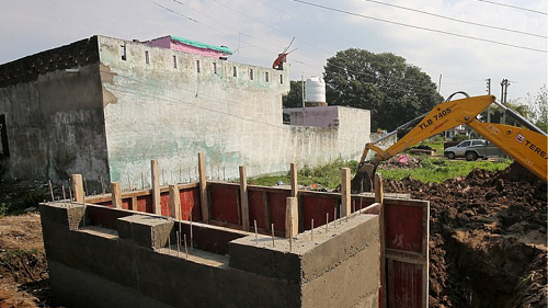 Η Ινδία κατασκευάζει 14 χιλιάδες καταφύγια στα σύνορα με το Πακιστάν