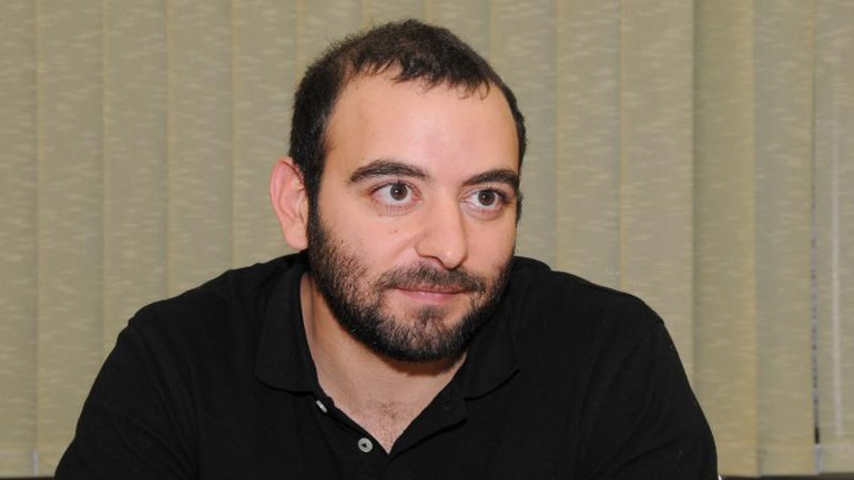 Γραμματέας του ΚΣ της ΚΝΕ επανεκλέχτηκε ο Νίκος Αμπατιέλος