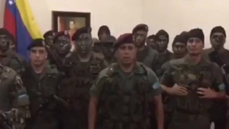 Λιποτάκτησαν 156 στρατιωτικοί και αστυνομικοί της Βενεζουέλας και πέρασαν στην Κολομβία