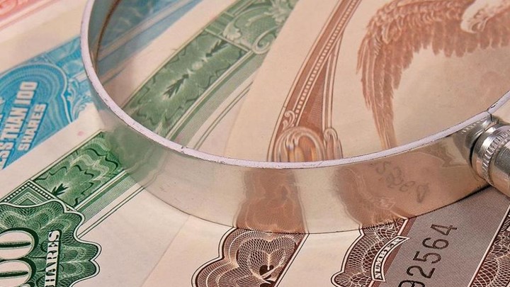 Νέα έξοδο στις αγορές με 10ετές ομόλογο σχεδιάζει η κυβέρνηση