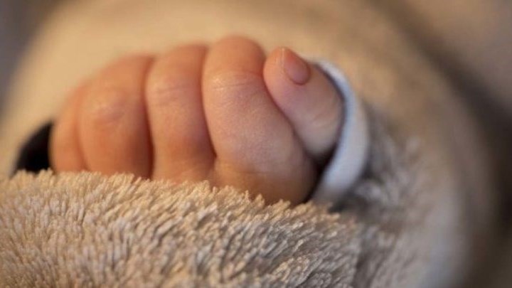 Έφηβη έπεσε σε κώμα και όταν ξύπνησε... είχε γίνει μητέρα