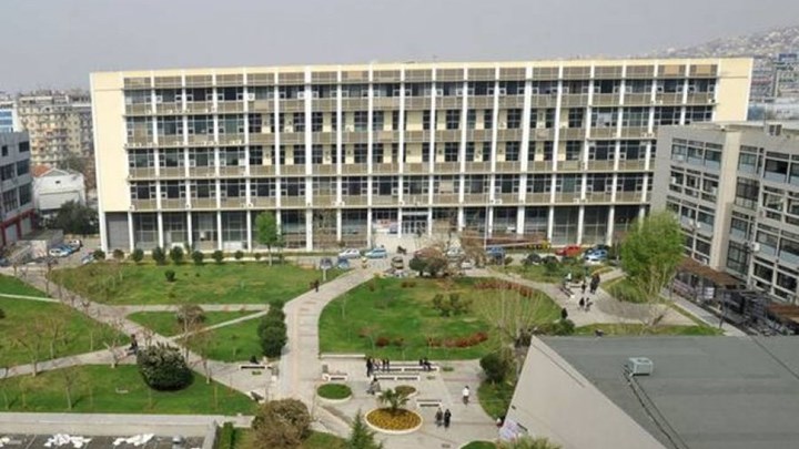 Προπηλάκισαν καθηγητή στο ΑΠΘ επειδή ήθελε να κάνει... μάθημα