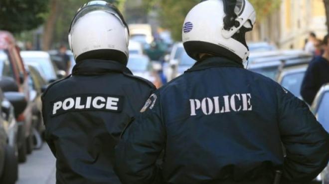 Ληστεία τα ξημερώματα σε πρατήριο υγρών καυσίμων - Οι εφιαλτικές στιγμές που έζησε ο υπάλληλος της επιχείρησης στα χέρια των κουκουλοφόρων - Τραυματισμένος μεταφέρθηκε στο κέντρο υγείας Βάρδας