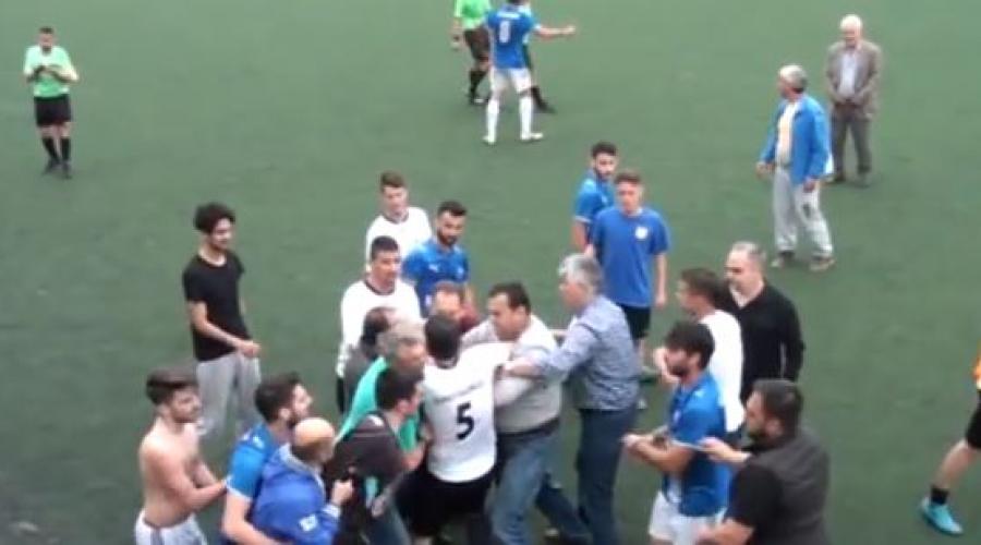 Πάτρα: Πολύ ξύλο στον αγώνα Περιβόλα - Αρόη - ΒΙΝΤΕΟ