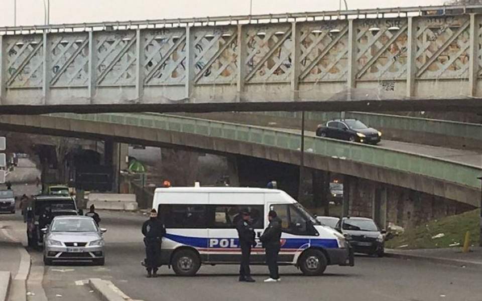 Επίθεση με οξύ στο μετρό του Παρισιού