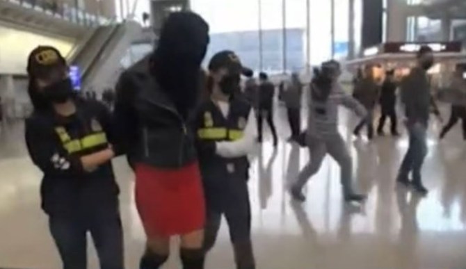 Τι ισχυρίστηκε στην απολογία του το μοντέλο που συνελήφθη στο Χονγκ Κονγκ