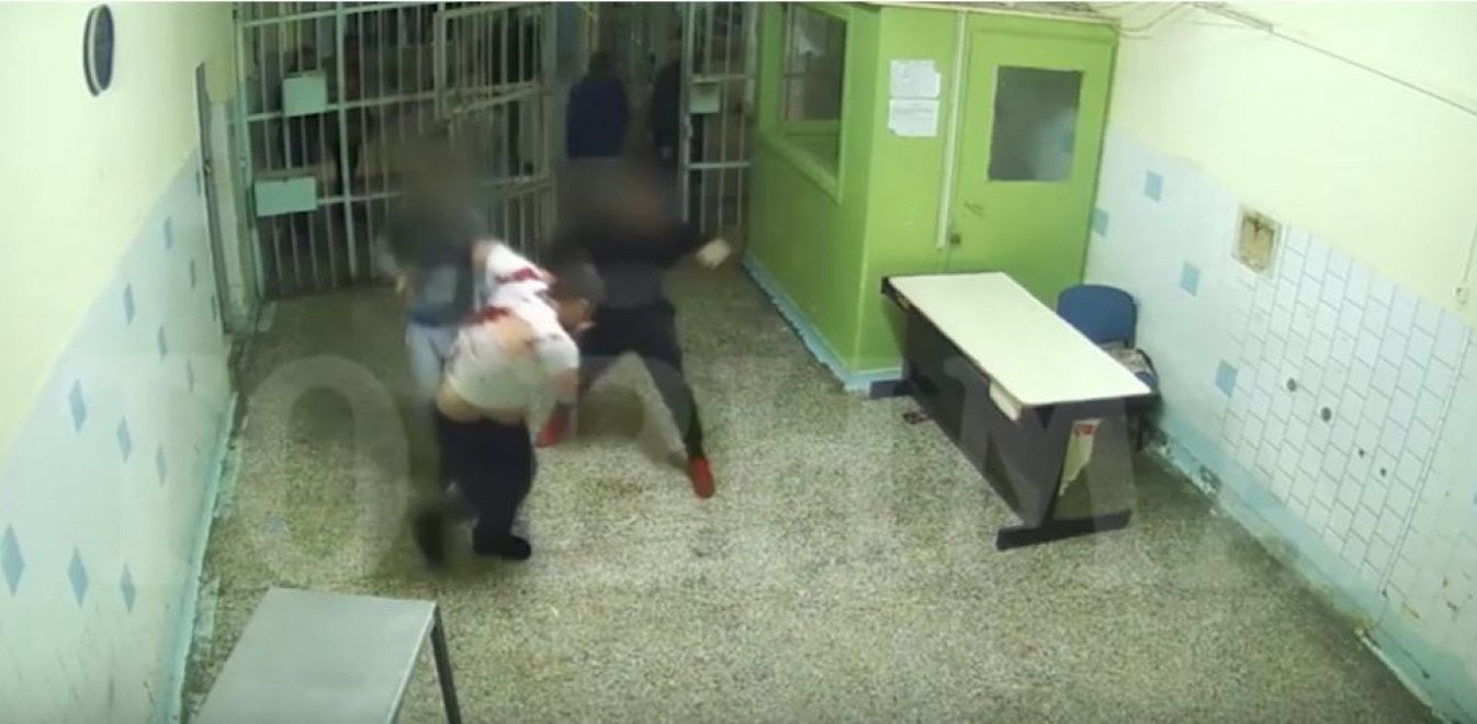 Ντοκουμέντο: Καρέ-καρέ η δολοφονία ποινικού στις φυλακές Κορυδαλλού