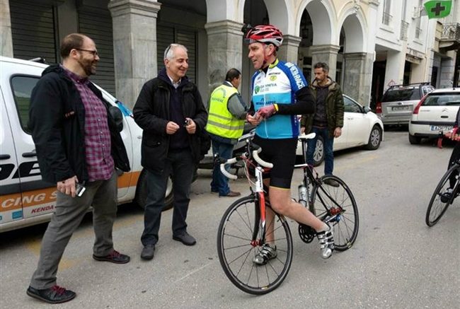 Αχαΐα: Παρών αύριο ο Αμερικανός Πρέσβης στον ποδηλατικό Αγώνα θυσίας - Οι αντιδράσεις για το "ανεπιθύμητος"