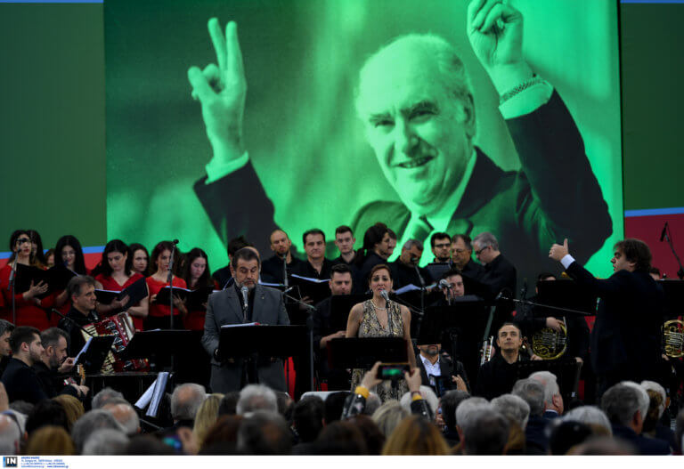 Το ΚΙΝΑΛ αψήφησε την Μυρσίνη Λοΐζου – «Σείστηκε» το ΣΕΦ με το «Θα τον μεθύσουμε τον ήλιο»! ΒΙΝΤΕΟ