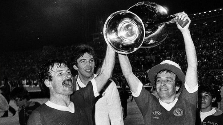 Λίβερπουλ: Απεβίωσε ο «ατσάλινος», Τόμι Σμιθ