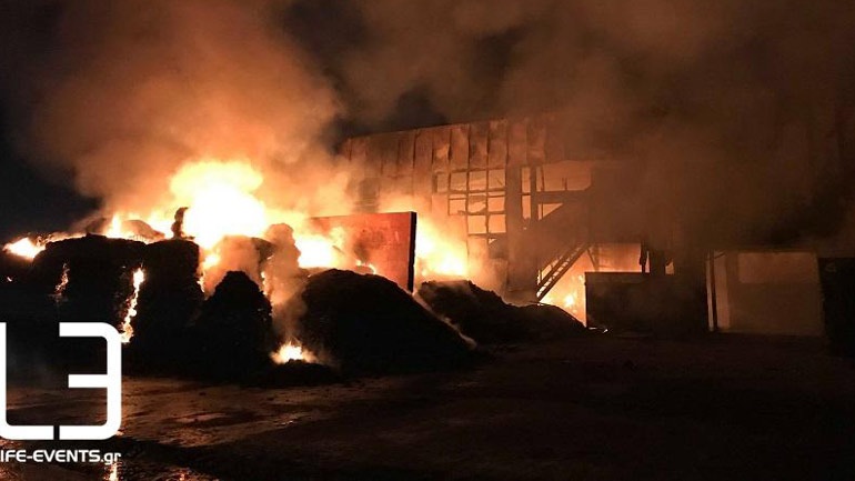 Μεγάλη πυρκαγιά σε εργοστάσιο ανακύκλωσης στη Σίνδο
