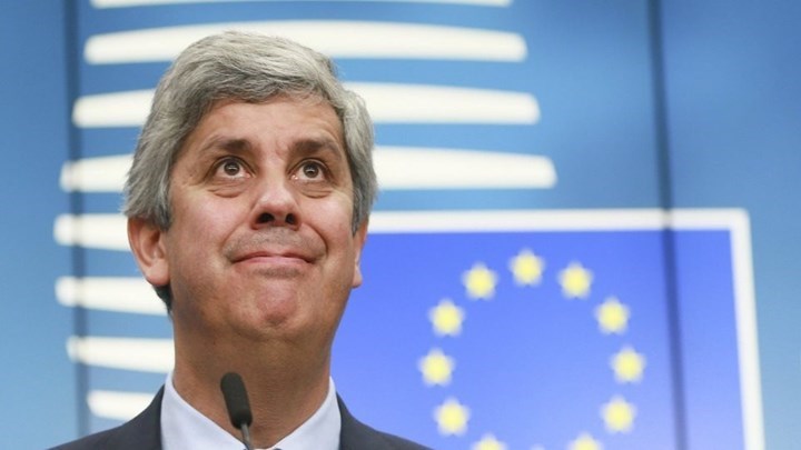 "Ανοικτό παράθυρο" για ακύρωση της μείωσης του αφορολόγητου από τον Σεντένο