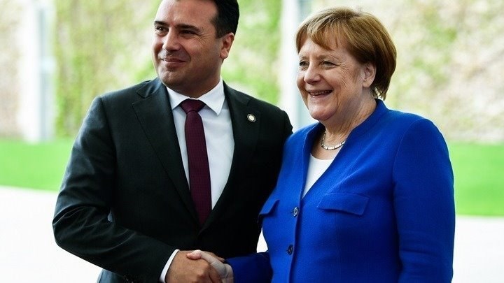 Μέρκελ-Ζάεφ: Η Συμφωνία των Πρεσπών αποτελεί ελπιδοφόρο παράδειγμα διευθέτησης μακροχρόνιων διενέξεων στα Βαλκάνια