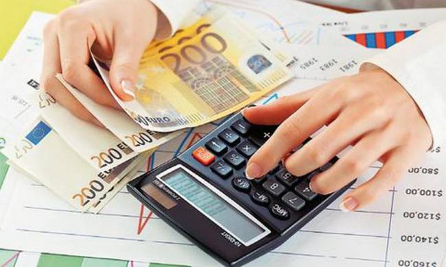 ΟΟΣΑ: Η μεσαία τάξη συμπιέζεται - Σημαντικά χαμηλότερο εισόδημα στην Ελλάδα