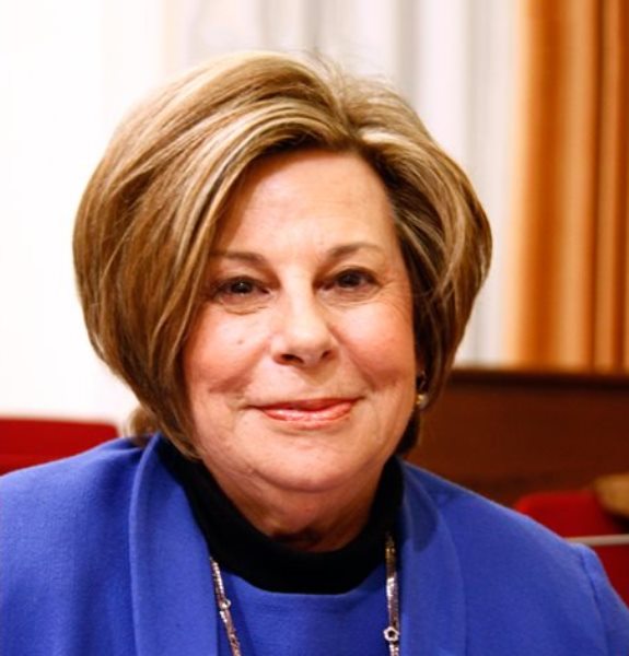 Τέτα Διαμαντοπούλου: Μία Πατρινιά υποψήφια Ευρωβουλευτής