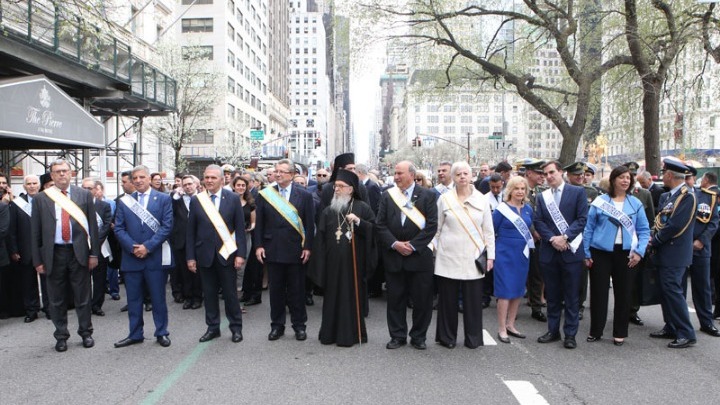 Χιλιάδες Ελληνοαμερικανοί παρέλασαν στην 5η Λεωφόρο του Μανχάταν