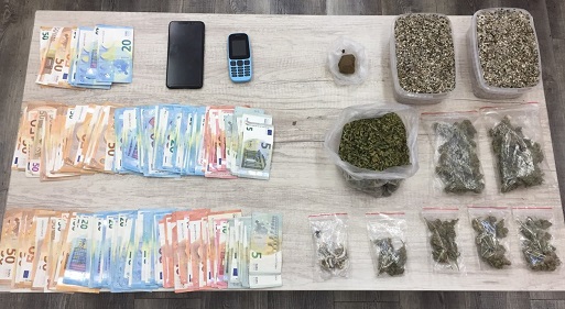 Πάτρα: Συλλήψεις διακινητών ναρκωτικών - Κατασχέθηκαν κάνναβη και παραισθησιογόνα μανιτάρια