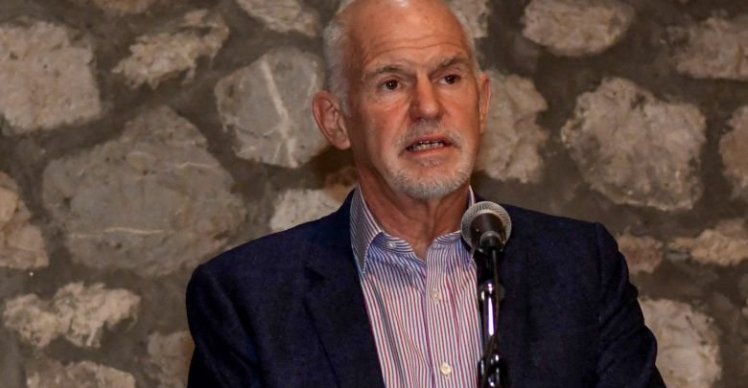 Στην Πάτρα από σήμερα ο Γιώργος Παπανδρέου- Θα χαιρετήσει στην αυριανή συγκέντρωση με ομιλήτρια την Φώφη Γεννηματά- Θα επισκεφθεί το εκλογικό κέντρο Κατσιφάρα