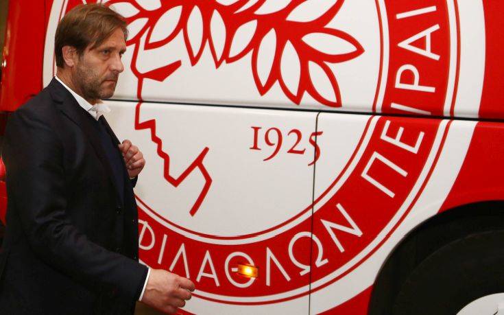 Μάρτινς: Τιμή να καθοδηγείς τον Ολυμπιακό