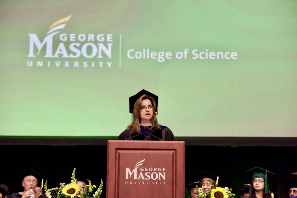 Πέγκυ Αγγούρη: Η Καλαβρυτινή αντιπρόεδρος του πανεπιστημίου William and Mary