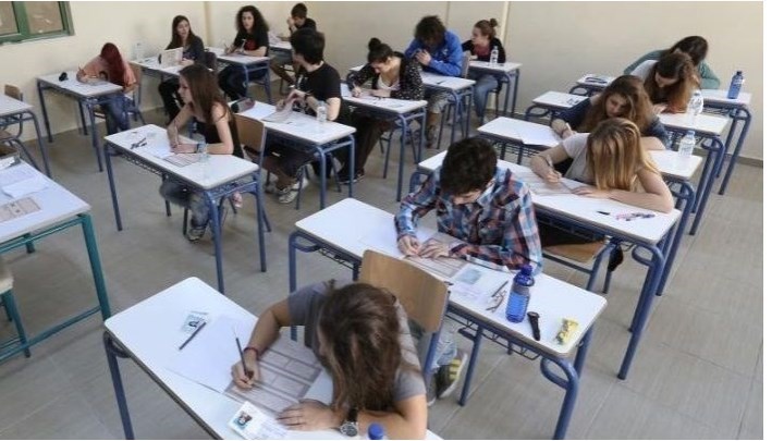 Πανελλαδικές: Ποιοι δικαιούνται επίδομα 350 ευρώ και πώς θα το λάβουν