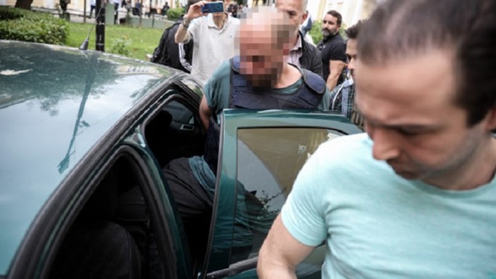 Γιατί καθυστερεί η κηδεία της 14χρονης που αυτοκτόνησε στο Μοσχάτο - Νέες καταγγελίες για τον 43χρονο