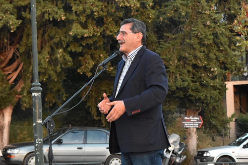 Ομιλία Δημάρχου Πατρέων, Κώστα Πελετίδη, σε συγκέντρωση κατοίκων στην περιοχή του Γηροκομειού