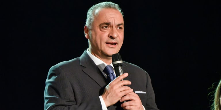 Ο Κεφαλογιάννης παραδέχεται την γκάφα του με την φωτό του πατέρα Τσίπρα -«Δεν είναι πραγματική»