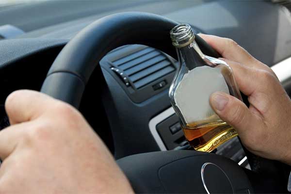 Μεσολόγγι: Τον έπιασαν να οδηγεί μεθυσμένος