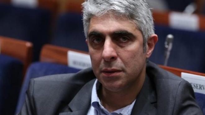 Γιώργος Τσίπρας για Μητσοτάκη: Δεν αξίζει στον πατέρα και στον θείο μου αυτή η μετά θάνατον αντιμετώπιση - ΒΙΝΤΕΟ