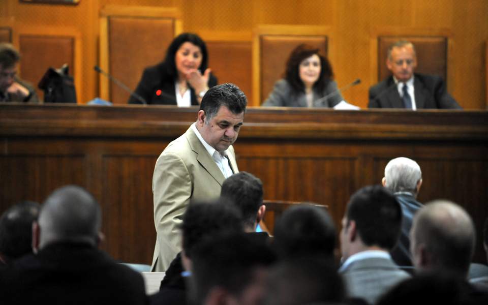 Διεκόπη η δίκη της Χρυσής Αυγής - Κατέρρευσε ο πυρηνάρχης της Νίκαιας