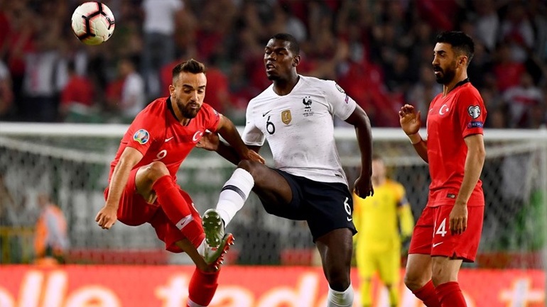 «Μπαμ» από την Τουρκία, 2-0 τη Γαλλία – Όλα τα αποτελέσματα των προκριματικών του Euro