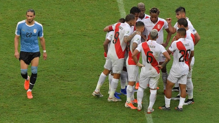 Στα ημιτελικά του Κόπα Αμέρικα το Περού, 5-4 την Ουρουγουάη στα πέναλτι