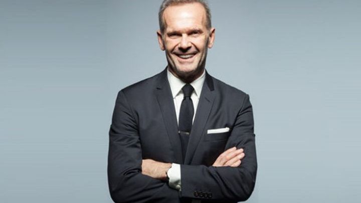 Τι έκανε ο Κωστόπουλος την ώρα που παντρευόταν η Μπαλατσινού - ΦΩΤΟ