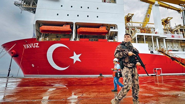 Το "Γιαβούζ" πέρασε τα Δαρδανέλια και κατευθύνεται προς την Κυπριακή ΑΟΖ