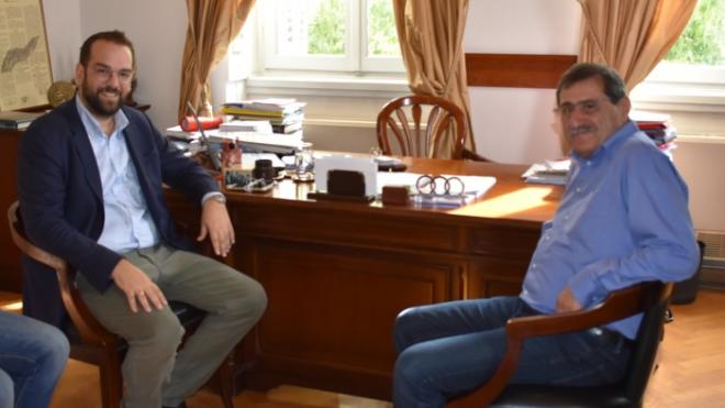 Φαρμάκης στην Περιφέρεια δυτικής Ελλάδας, Πελετίδης στον δήμο Πατρέων - Τα ποσοστά και οι εκτιμήσεις από το Υπουργείο Εσωτερικών - ΔΕΙΤΕ ΖΩΝΤΑΝΑ ΤΗ ΡΟΗ των αποτελεσμάτων - ΦΩΤΟ