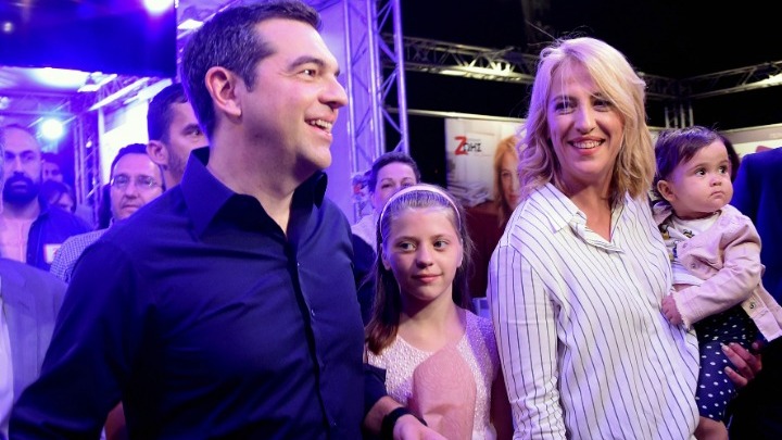 Αλ. Τσίπρας προς τους εκλεγέντες: Να κάνετε καλύτερες πόλεις και κοινωνίες