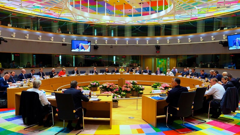 Αδιέξοδο στην έκτακτη Σύνοδο Κορυφής για τις θέσεις-κλειδιά