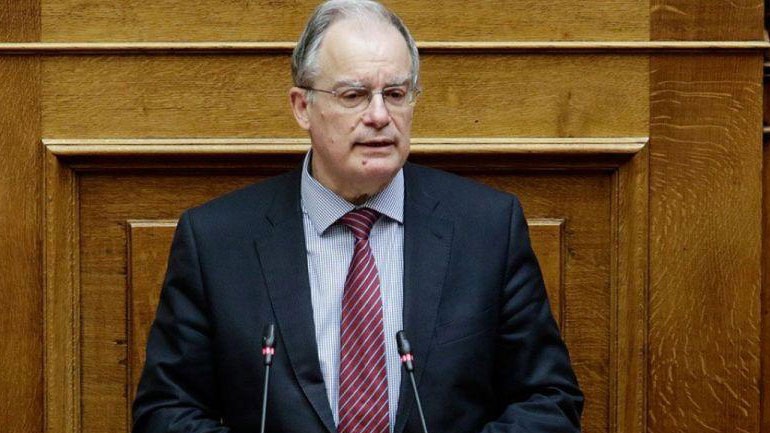 Μικροζημιές στο κτήριο της Βουλής - Επιθεωρεί τον χώρο ο Κ. Τασούλας