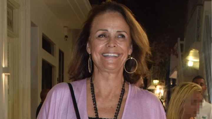 Κορίνα Τσοπέη: Η δυσκολία να περπατήσει μετά το χειρουργείο