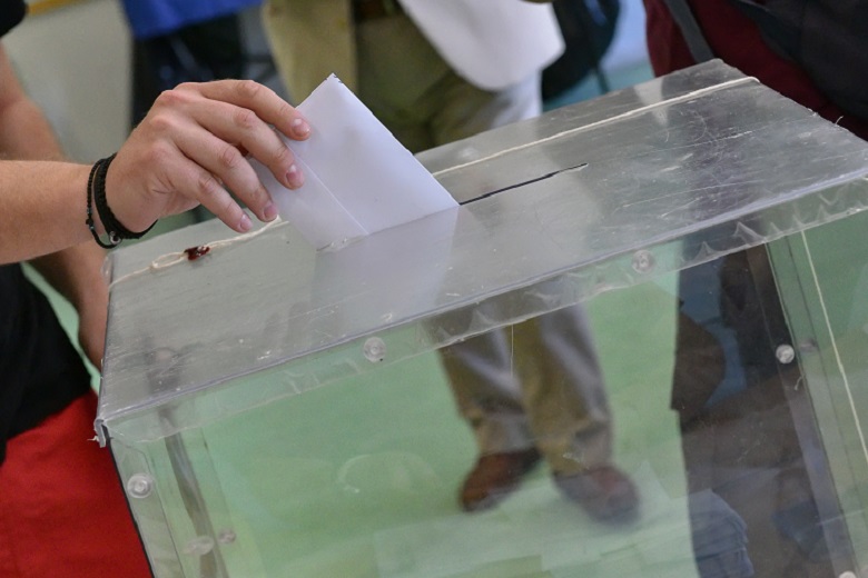 Αχαϊα: Η ΝΔ κερδίζει 4 έδρες στο ...φίνις - Ποιοι βουλευτές μπορεί να χάσουν την έδρα - "Αχαιάρχης" η Σία Αναγνωστοπούλου ΔΕΙΤΕ ΟΛΑ ΤΑ ΑΠΟΤΕΛΕΣΜΑΤΑ ΤΗΣ ΣΤΑΥΡΟΔΟΣΙΑΣ