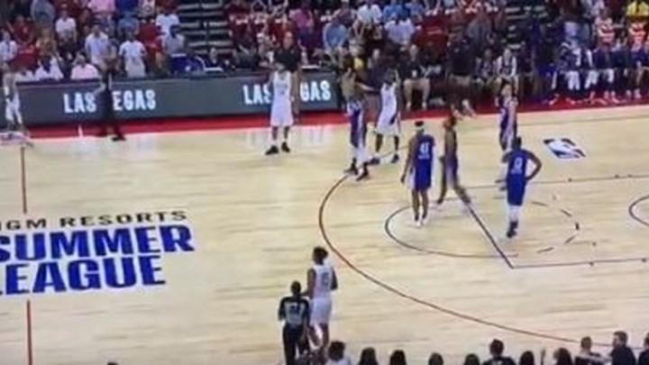 Διακοπή αγώνα μπάσκετ στο Λας Βέγκας λόγω σεισμού - Πώς αντέδρασαν παίκτες και θεατές - ΒΙΝΤΕΟ