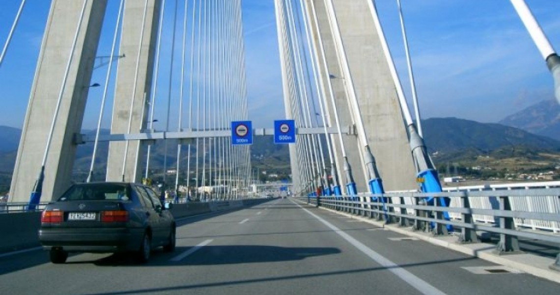 Ανοιξε η Γέφυρα Ρίου-Αντιρρίου - Κανονικά η κυκλοφορία στην Ιονία Οδό