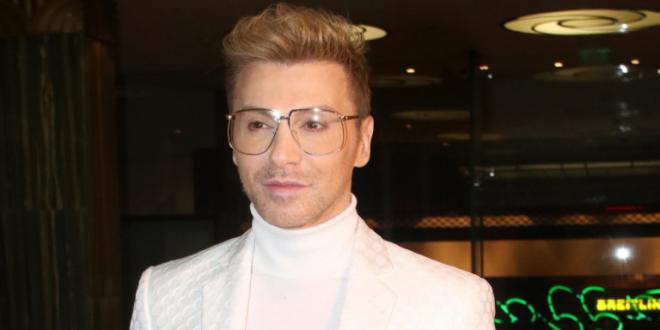 Ο Πατρινός Τάκης Ζαχαράτος μας δείχνει τα σημάδια του από τη λεύκη -Το μήνυμα που στέλνει