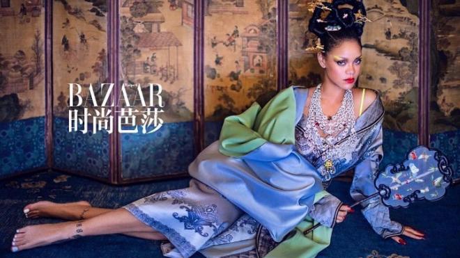 Η Ριάνα στο εξώφυλλο του Harper's Bazaar China προκαλεί αντιδράσεις