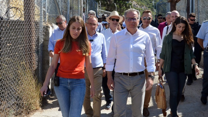 Κουμουτσάκος: Η επιτάχυνση των διαδικασιών εξέτασης ασύλου συνιστά προτεραιότητα